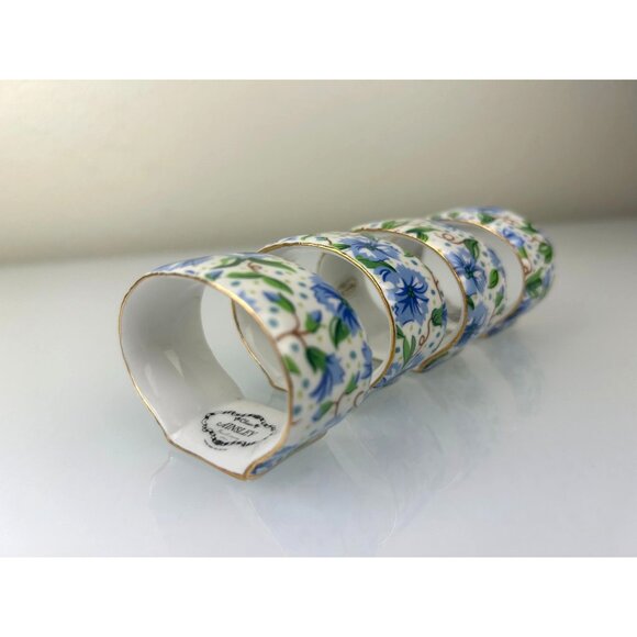 Two's Company Ainsley Chintz Blue Floral Ceramic Porcelain Napkin Rings Set of 4 - Picture 2 of 14